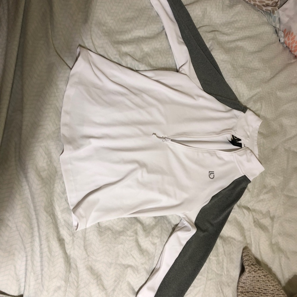Workout long sleeve sweater
